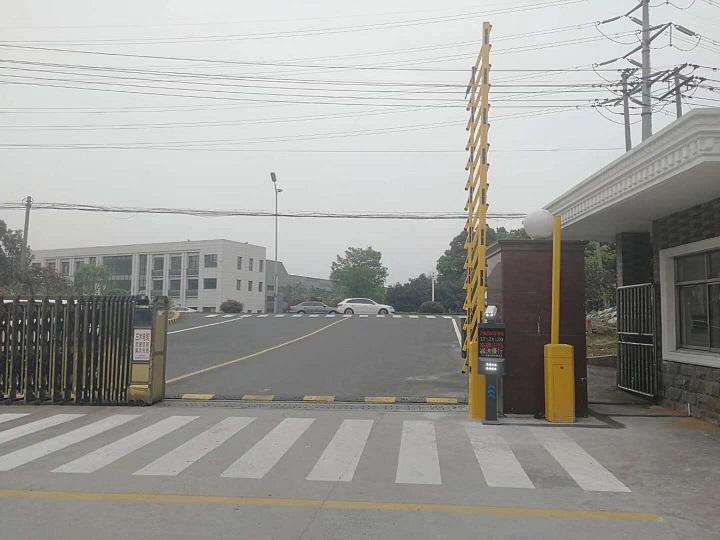 工廠車牌識別系統(tǒng)率低怎么解決？