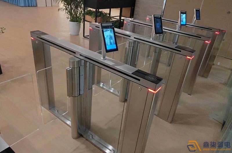 企業(yè)微信禁考勤一體機(jī)，快試試！